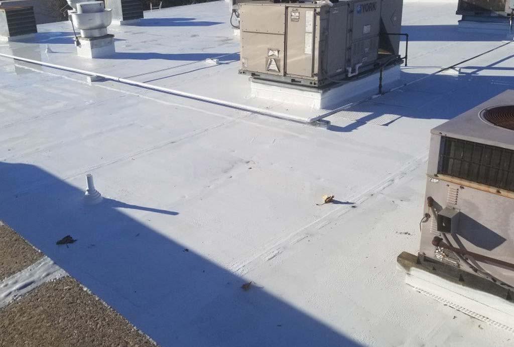 Flat Roof Winter Prep for Indianapolis Businesses