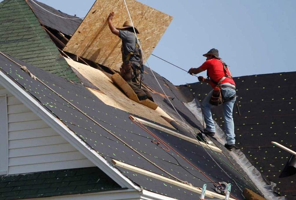 12 Signs of Storm Damage Every Indianapolis Homeowner Should Know